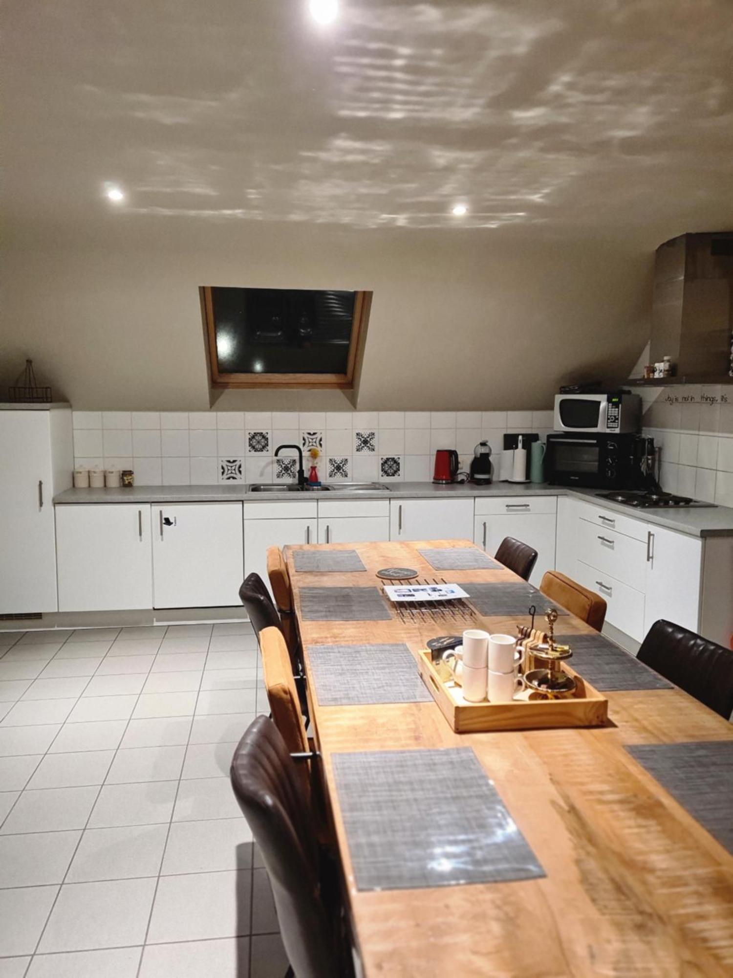 Hemelse Helderheid Apartment Maasmechelen Luaran gambar